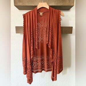 Wrangler|Sleeveless Rust Cardigan vest with Open Front & lazer cut eyelet detail